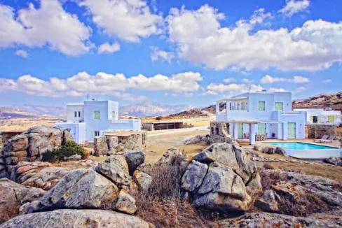 Three Luxurious Villas for Sale in Naxos Greece 30