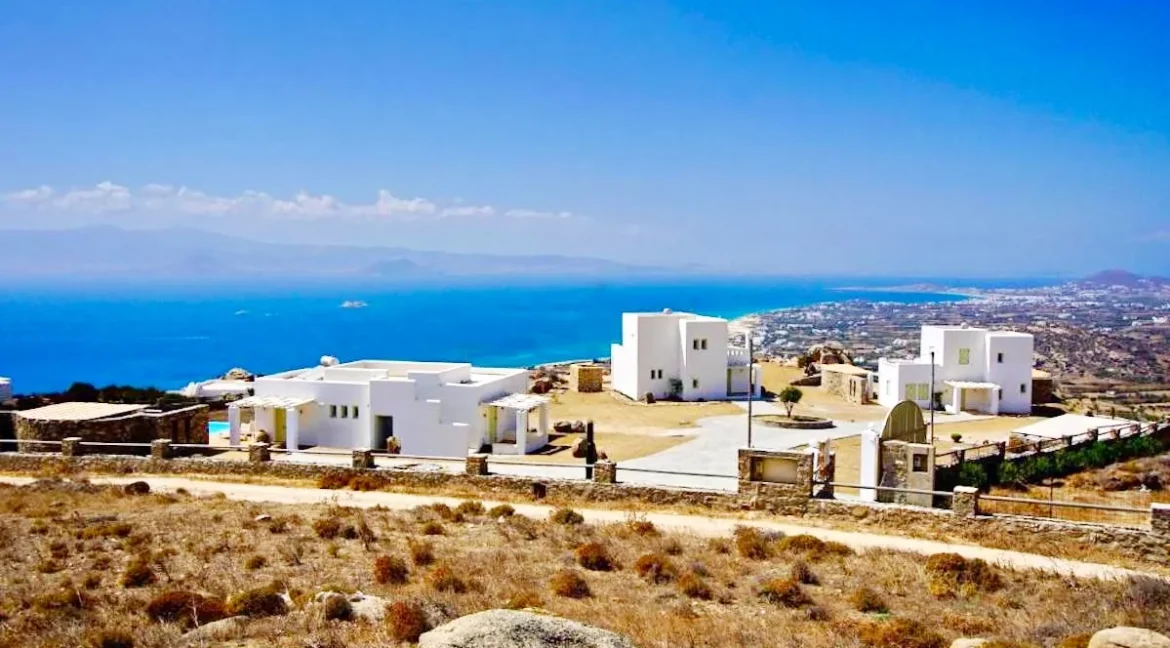 Three Luxurious Villas for Sale in Naxos Greece 31