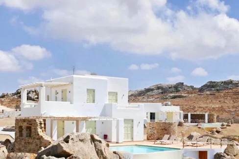 Three Luxurious Villas for Sale in Naxos Greece 33