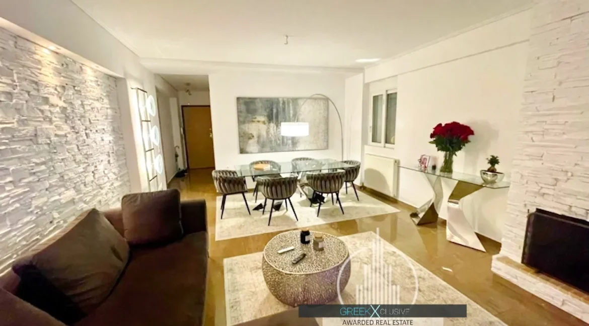 For Sale: Spacious 3-Bedroom Apartment in Glyfada, Athens 11