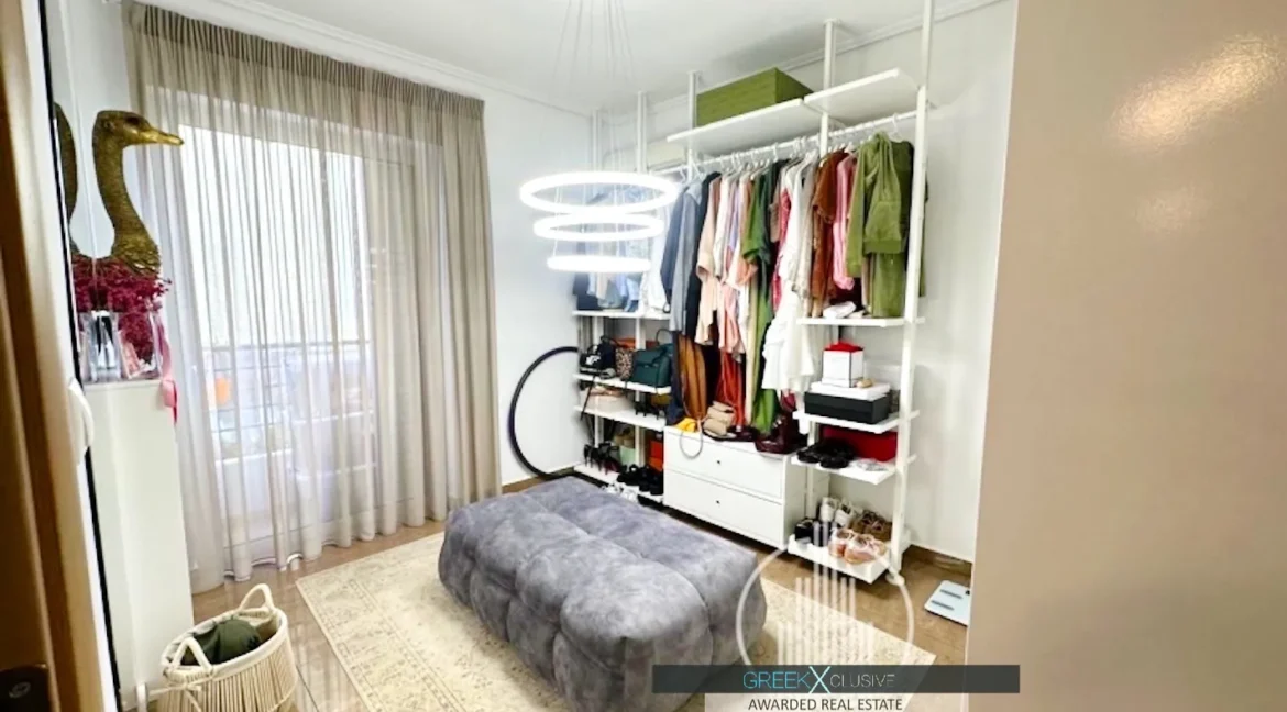 For Sale: Spacious 3-Bedroom Apartment in Glyfada, Athens 8