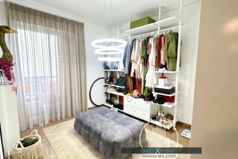 For Sale: Spacious 3-Bedroom Apartment in Glyfada, Athens 8