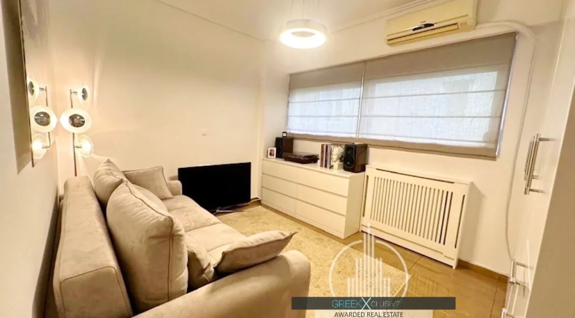 For Sale: Spacious 3-Bedroom Apartment in Glyfada, Athens 9