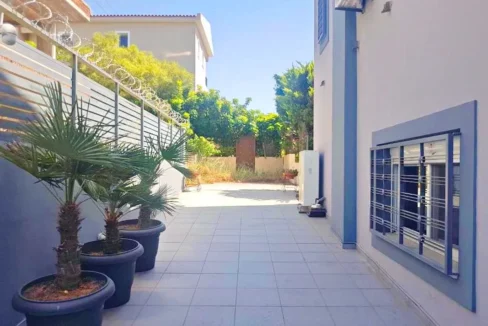 Villa for Sale in Lagonisi South Athens (Kalivia Thorikou) 1