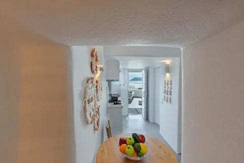 Property of 2 Suites for Sale in Oia, Santorini 6