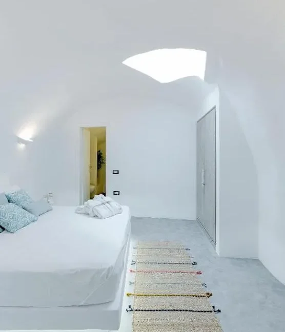 20th-Century Winery Turned into 3 apartments Villa for sale in Santorini 25