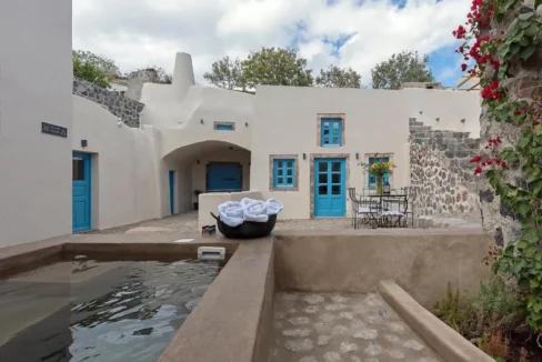 20th-Century Winery Turned into 3 apartments Villa for sale in Santorini 29