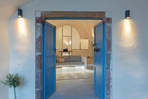 20th-Century Winery Turned into 3 apartments Villa for sale in Santorini 32