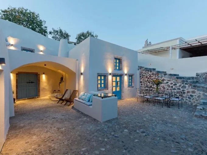 20th-Century Winery Turned into 3 apartments Villa for sale in Santorini