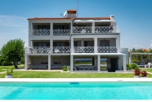 Beachfront Luxury Villa for sale in Halkidiki 2