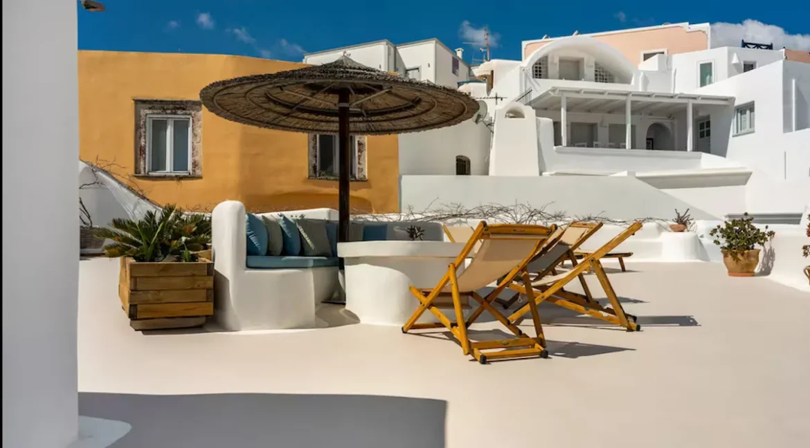 House for Sale in Santorini, Greece 1