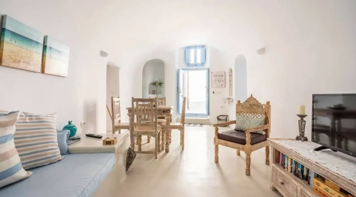 House for Sale in Santorini, Greece 16