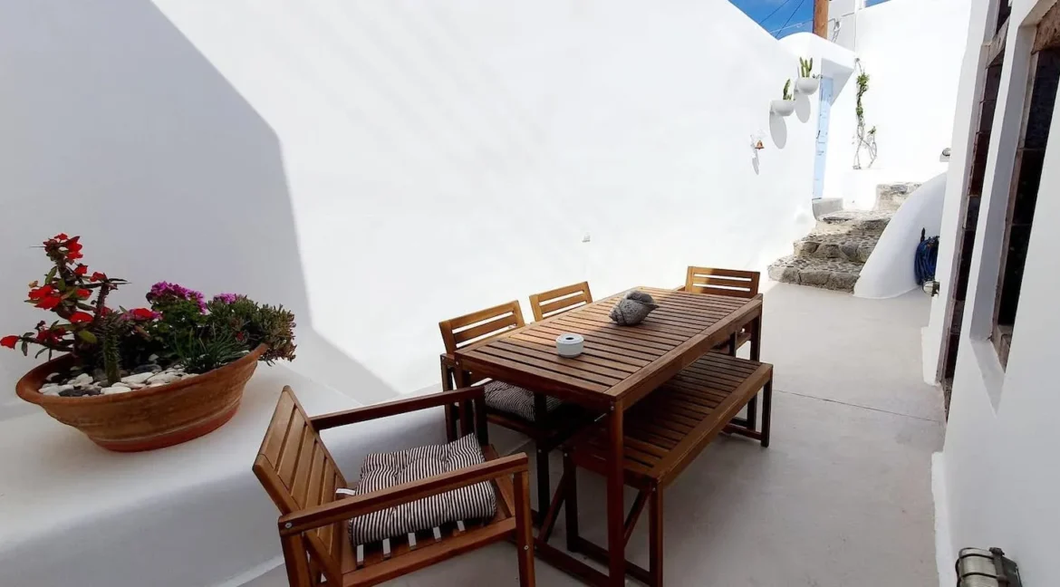 House for Sale in Santorini, Greece 17