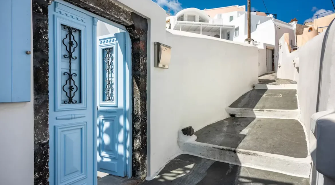 House for Sale in Santorini, Greece 5