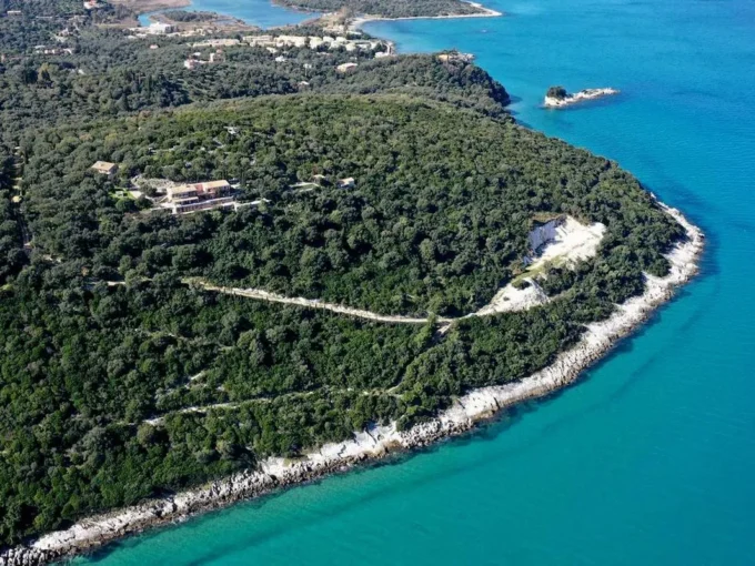 Luxury Seafront Estate in Corfu for sale