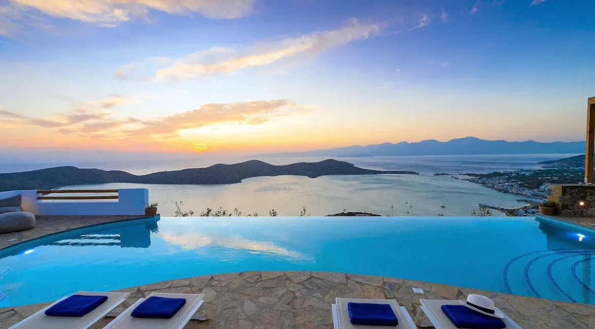 Luxury Seaview Villa for Sale in Elounda Crete 10