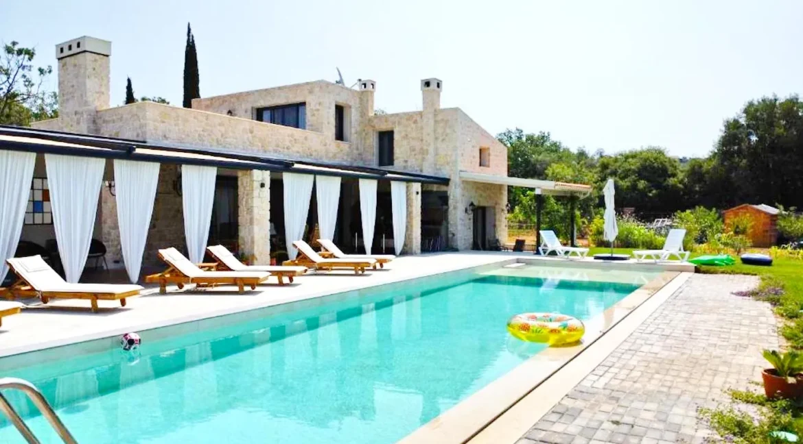 Luxury Villa for Sale in Corfu 19