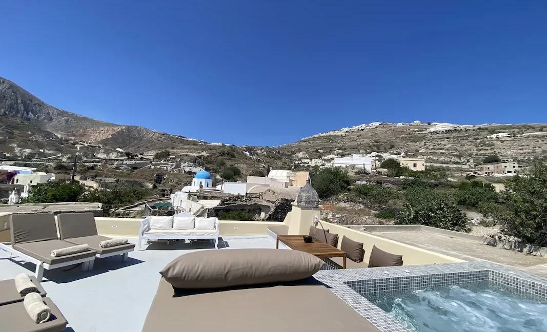 Three-Level House for sale in Santorini, Mesa Gonia9