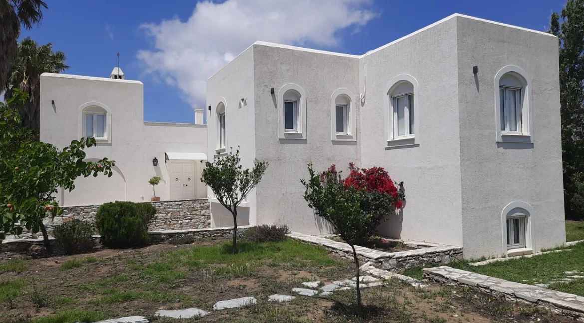 Villa for Sale in Naxos 16