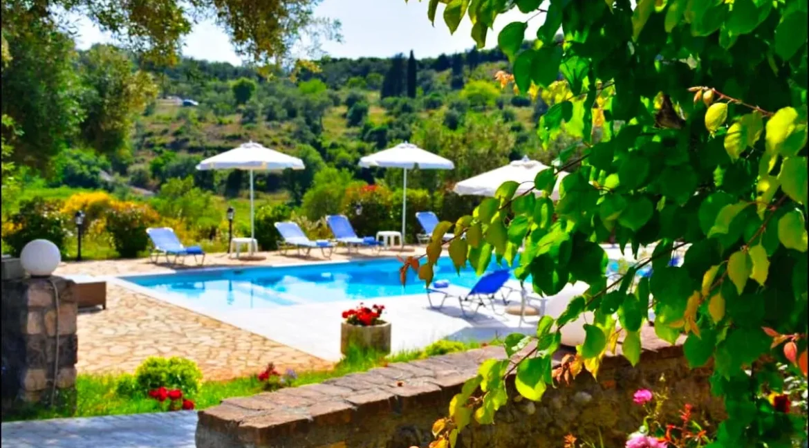 Villa with Swimming Pool for Sale in Central Corfu 2