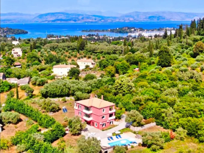 Villa with Swimming Pool for Sale in Central Corfu