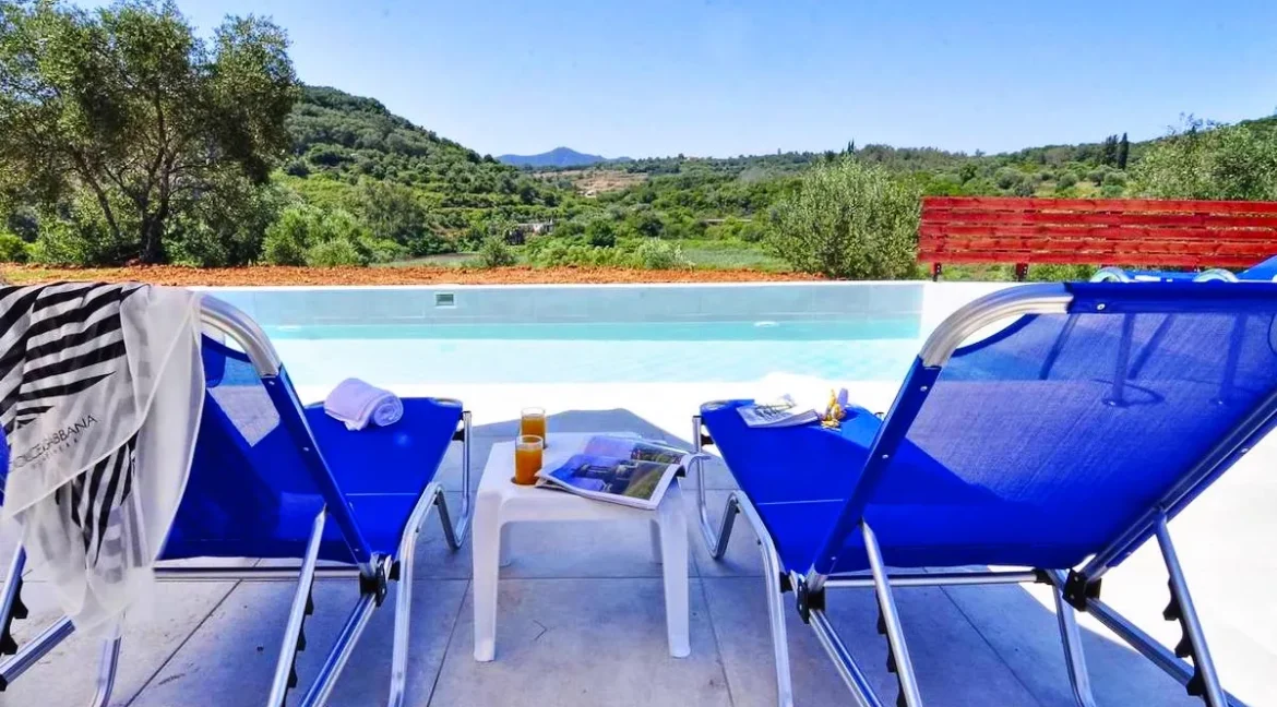 Villa with Swimming Pool for Sale in Central Corfu 31