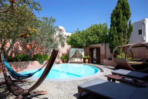 Villa with Private Pool in Megalochori Santorini for sale